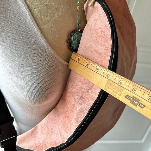 Fanny Pack Fun Dad bod Body bare beer belly Crossbody waist bag travel - Picture 10 of 10